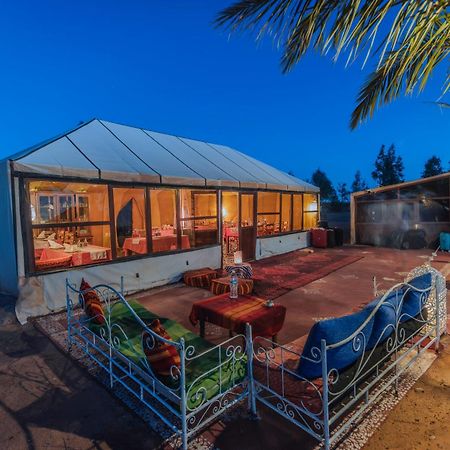 Desert Experience Glamping Merzouga Bagian luar foto