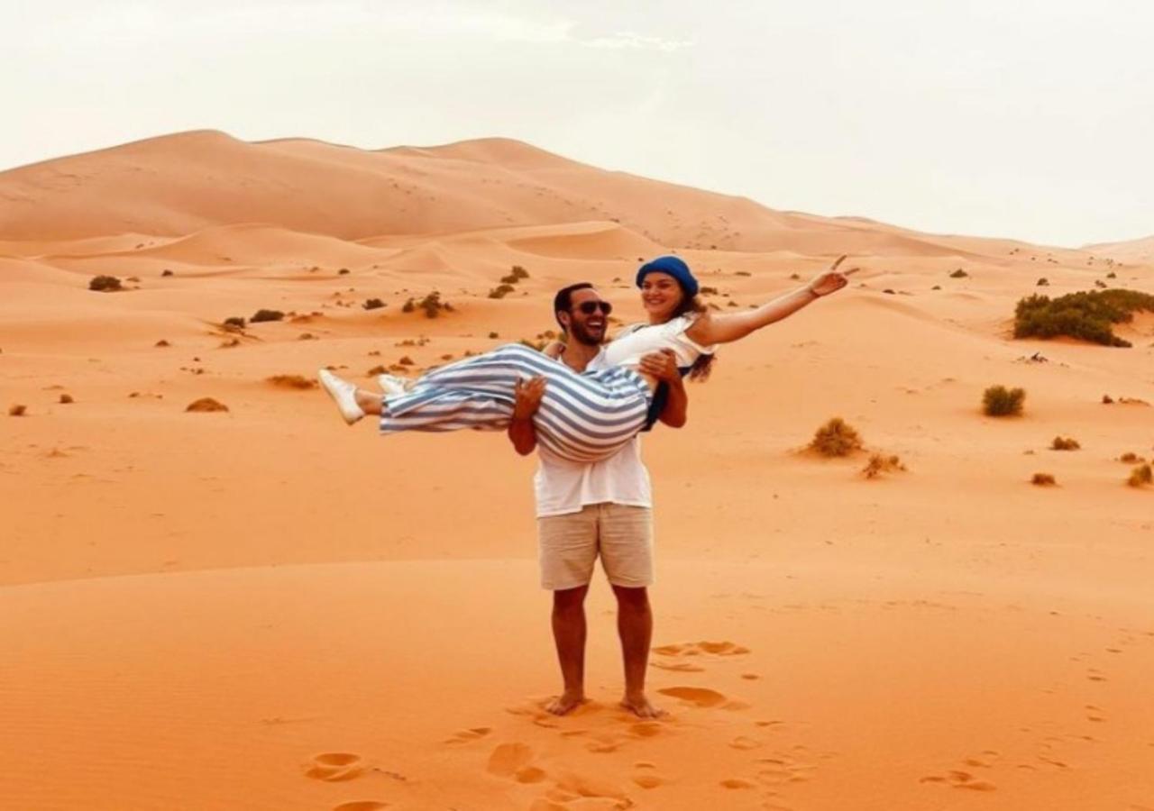 Desert Experience Glamping Merzouga Bagian luar foto