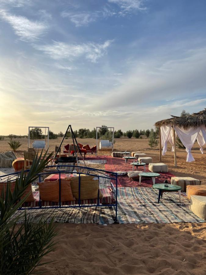 Desert Experience Glamping Merzouga Bagian luar foto