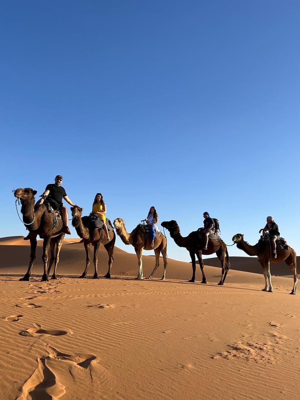 Desert Experience Glamping Merzouga Bagian luar foto